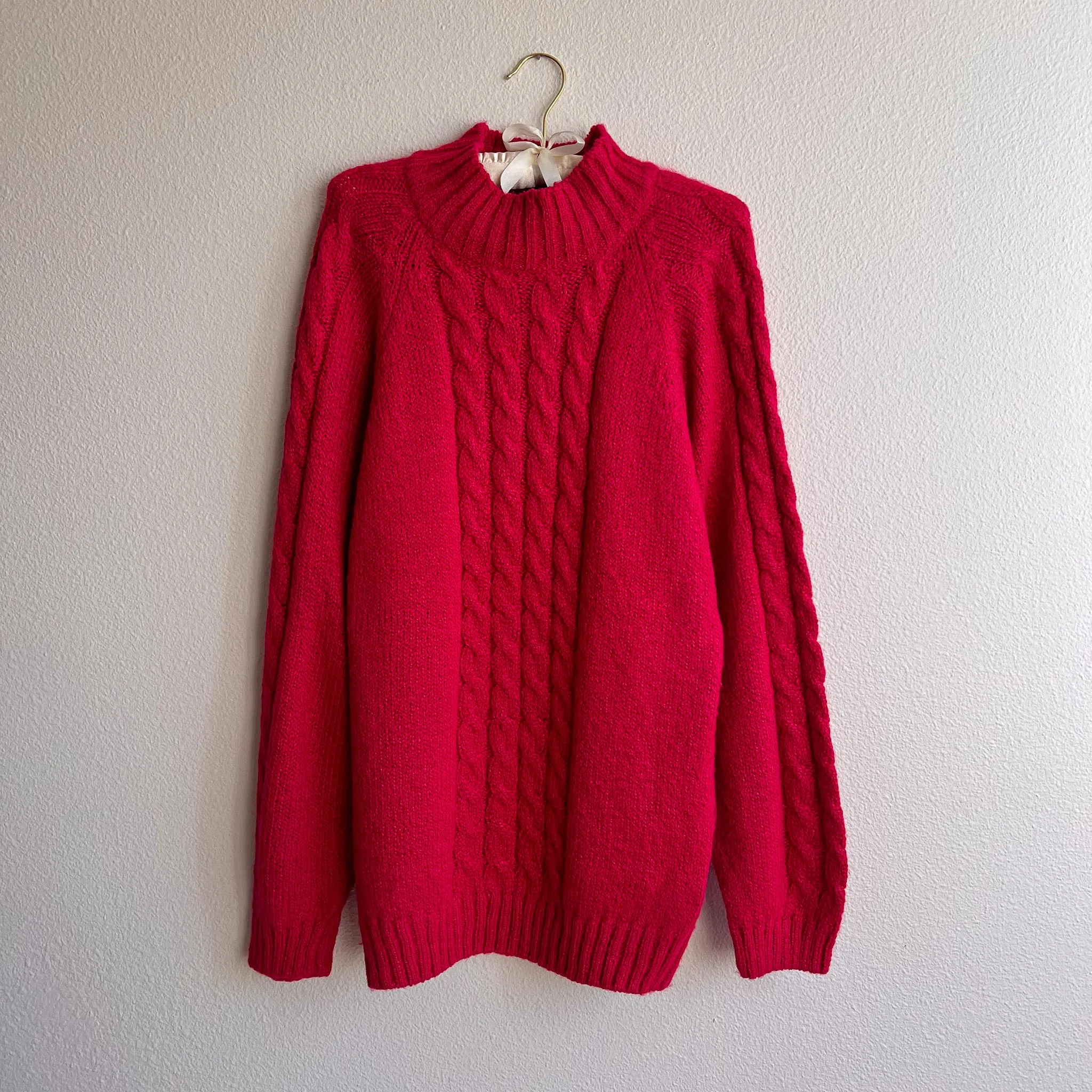 1980s Magenta Pink Heavy Knit Sweater (L/XL)