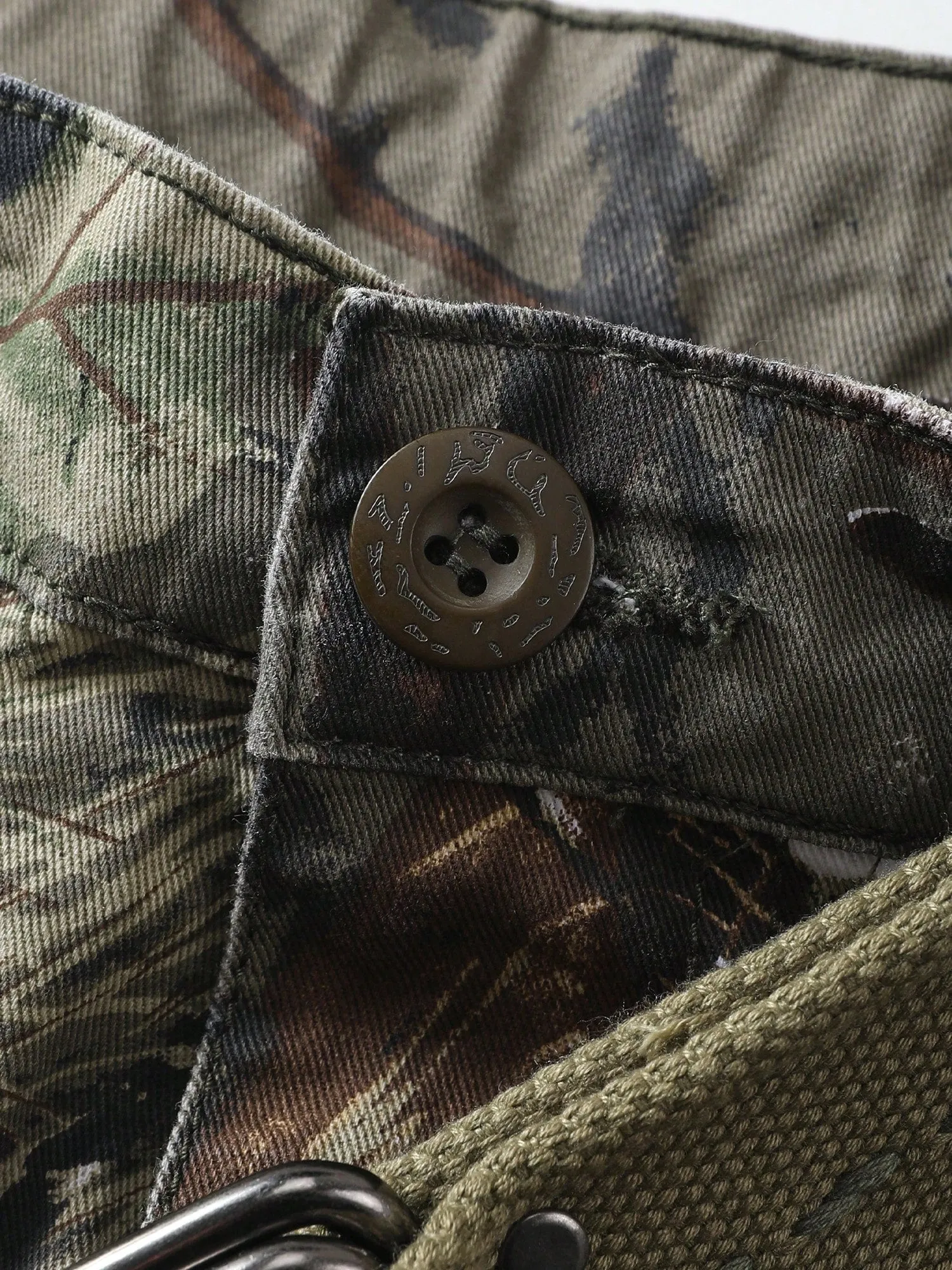 AKARMY AKARMY Cargo Camo Pants Leaf Print Jungle Style For Men - Durable Cotton Fabric, Multi-Pockets, Perfect For Hiking, Camo, And Work (No Belt)