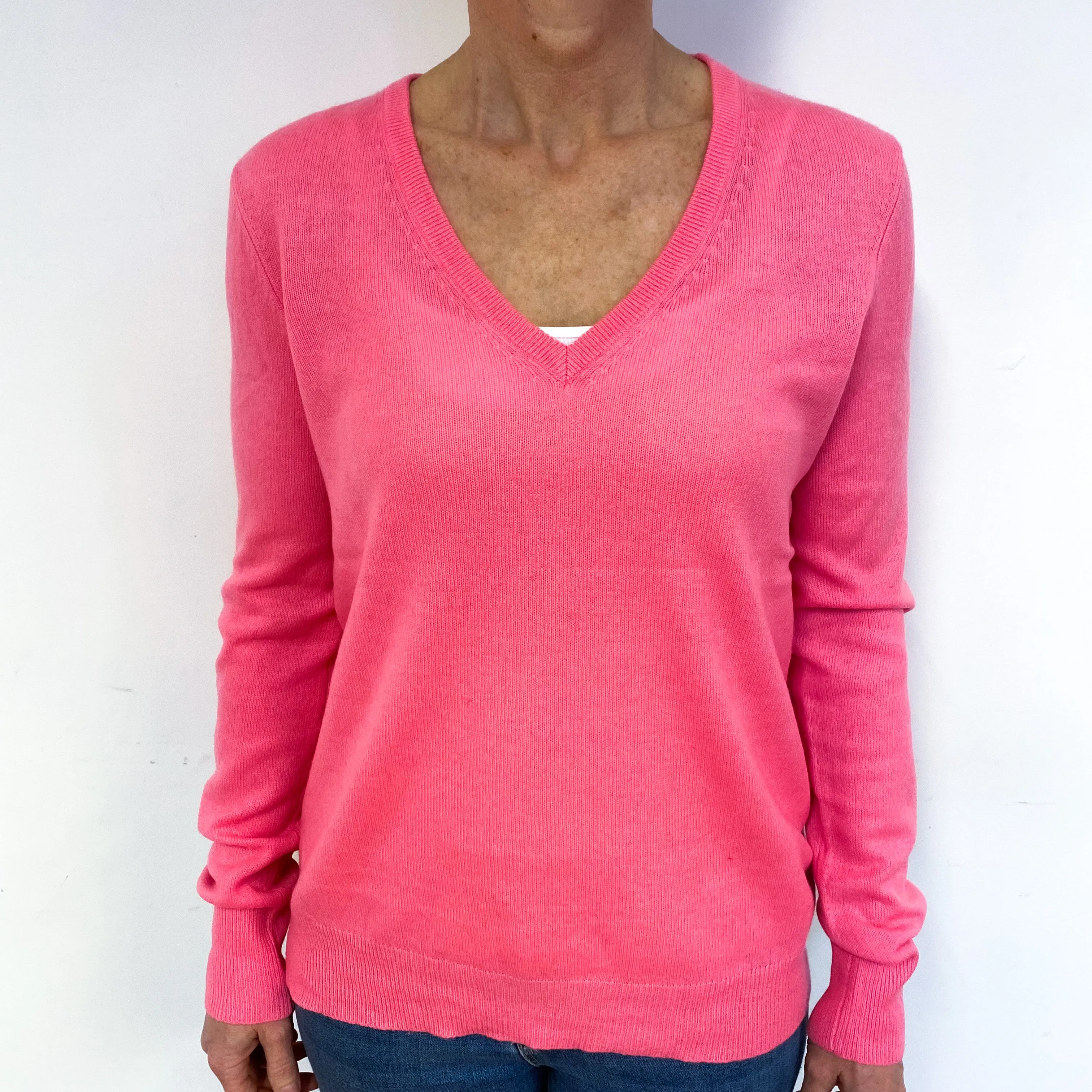 Bright Lupin Pink Cashmere V-Neck Jumper Medium