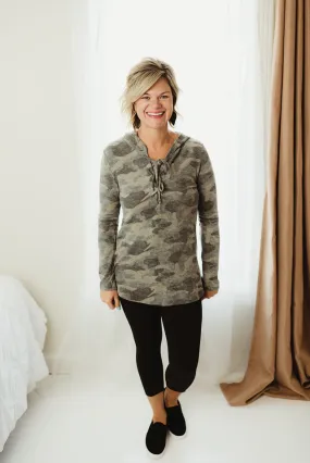 Camo Lace-up Hoodie
