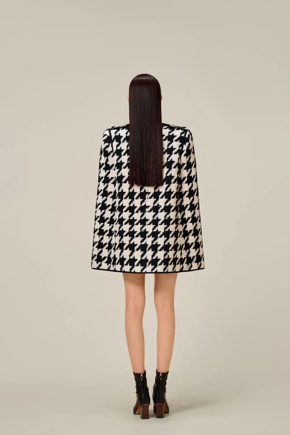 Checked Cape
