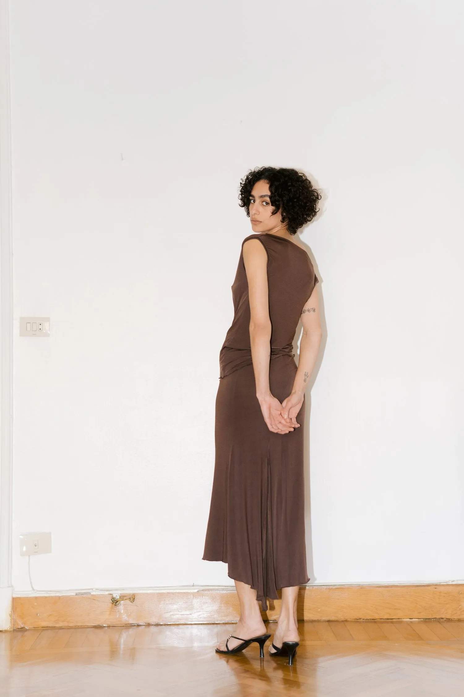 CHOCOLATE SLIP SKIRT