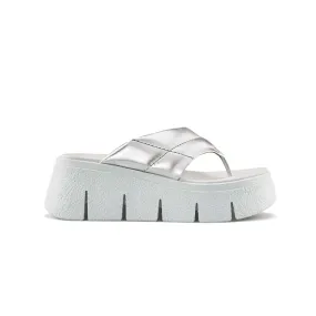 Cougar - Women's Abba Luxmotion Leather Thong Wedge Sandals (ABBA-SLV)
