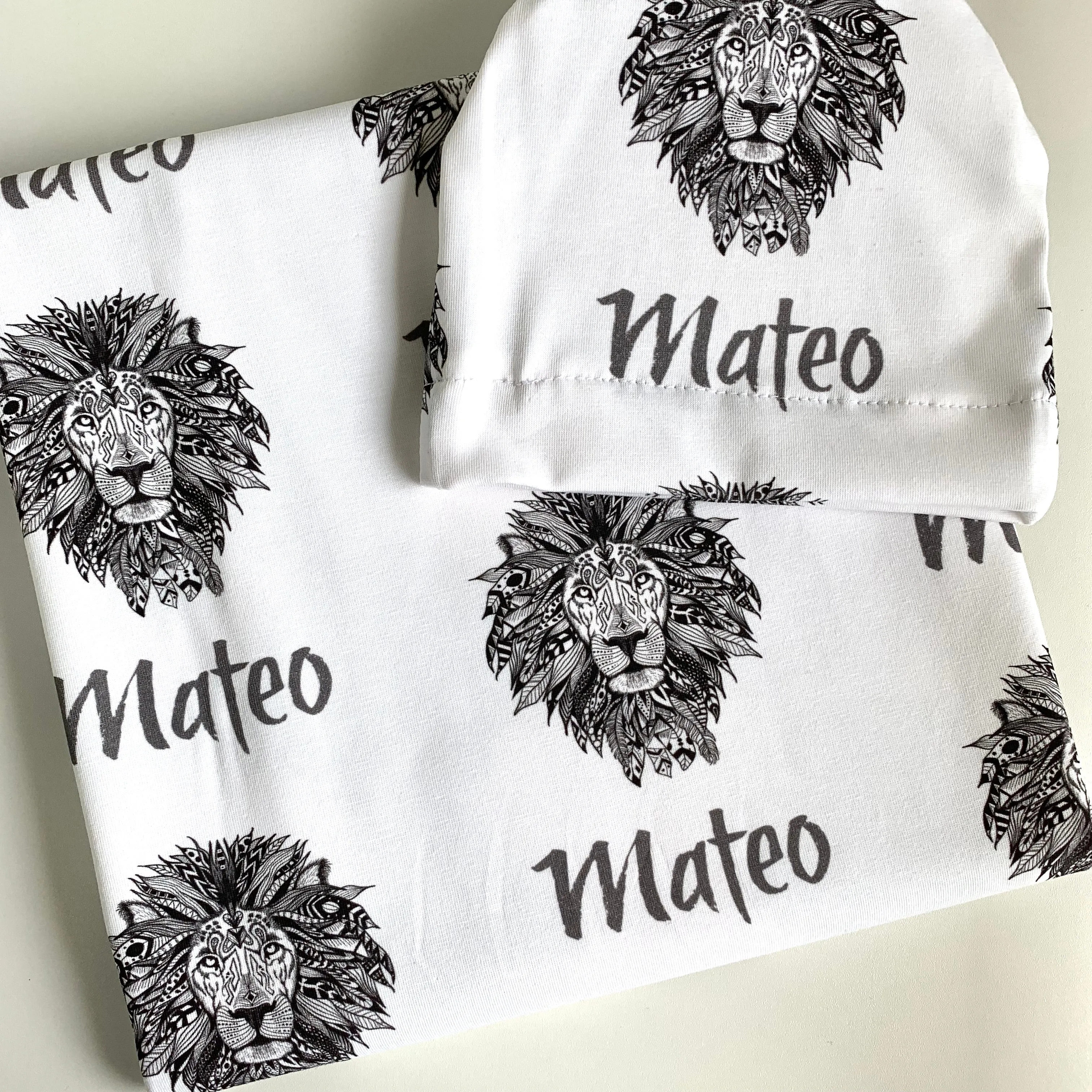 Detailed Lion Birth Announcement Set