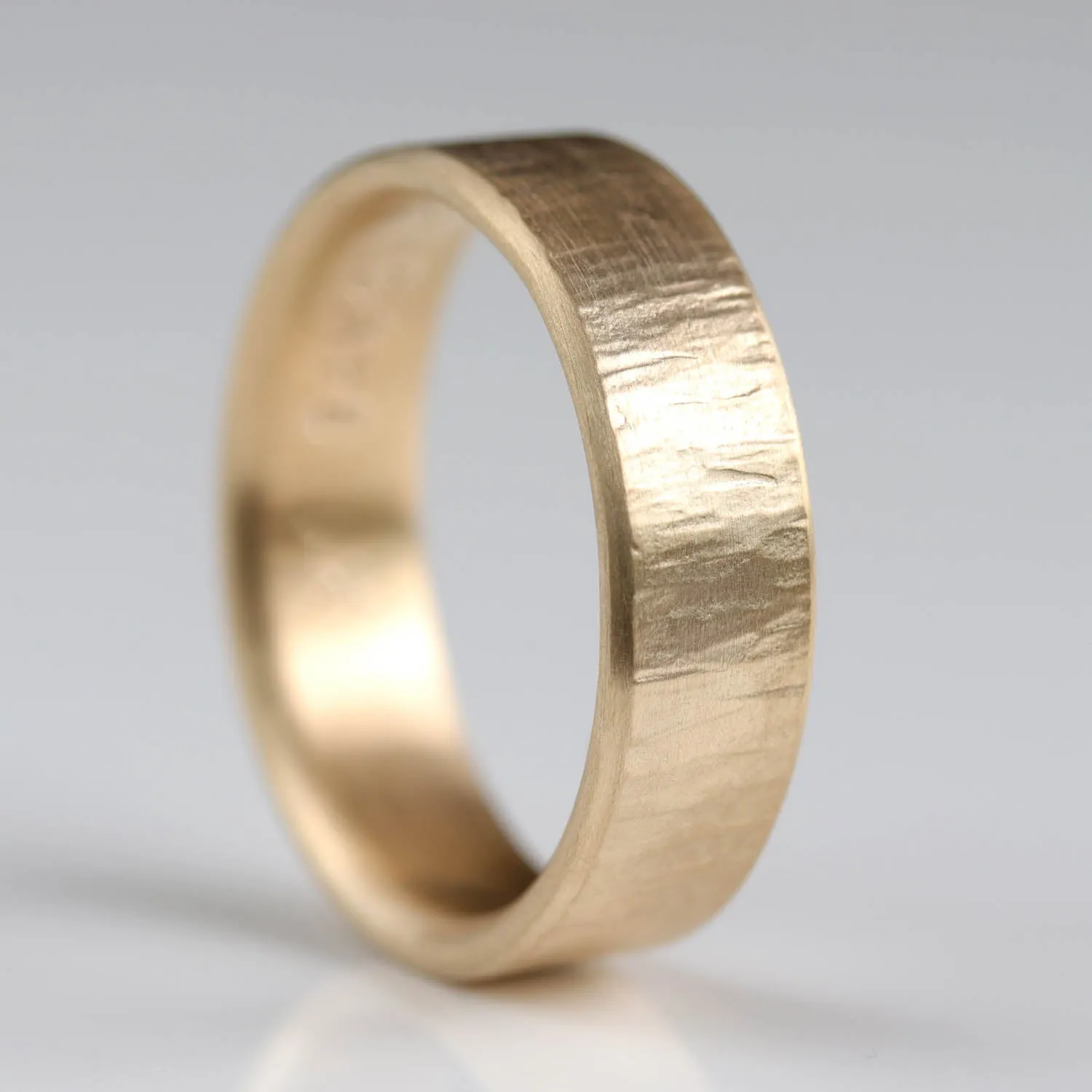 Edgeless Wood Textured Band