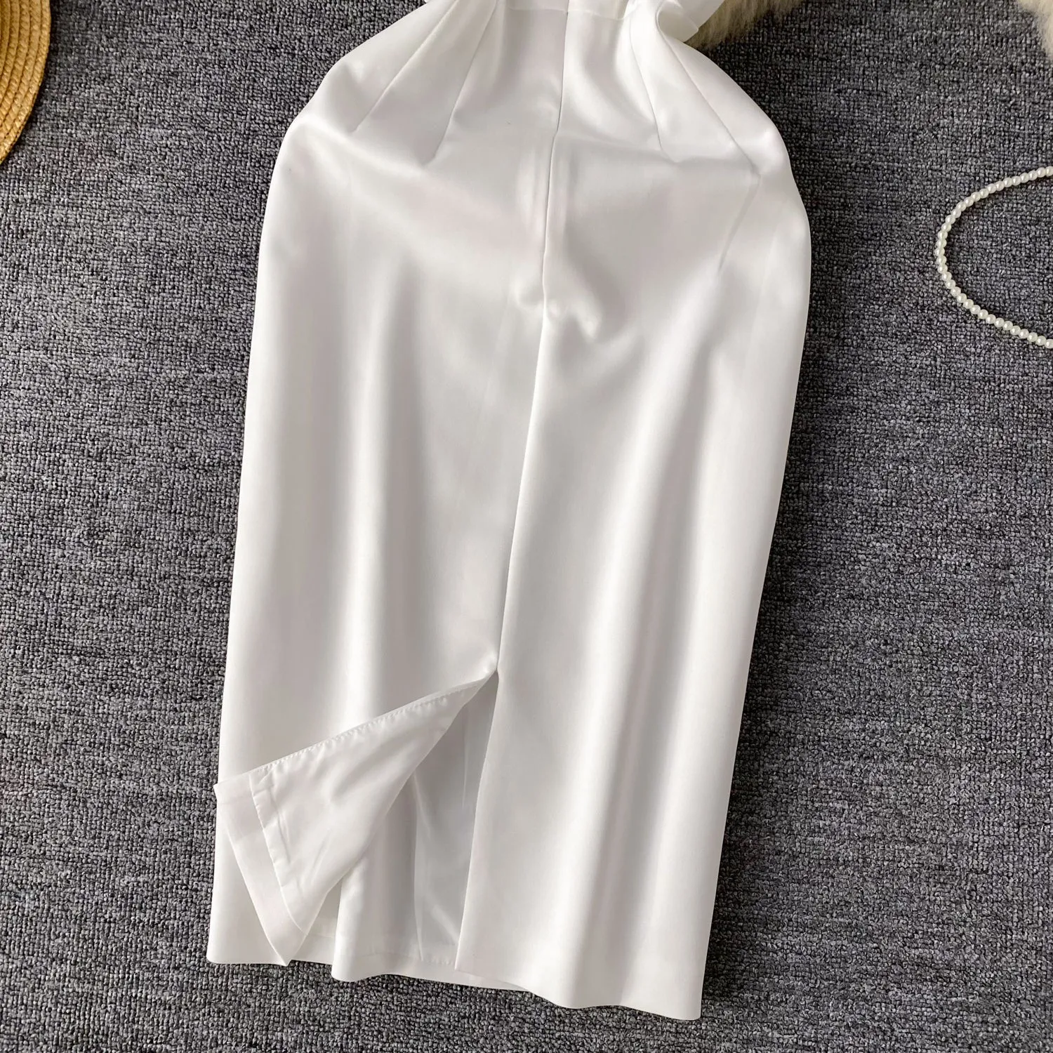 High-end Lace Neckline White Dress