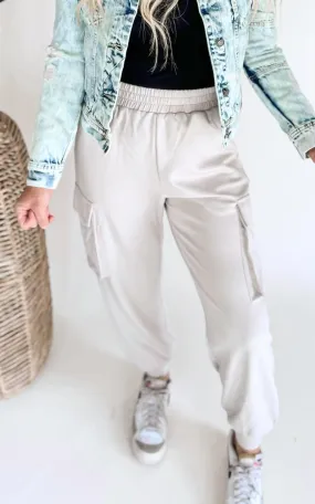 High Waisted Solid Knit Cargo Pants | WHITE BIRCH