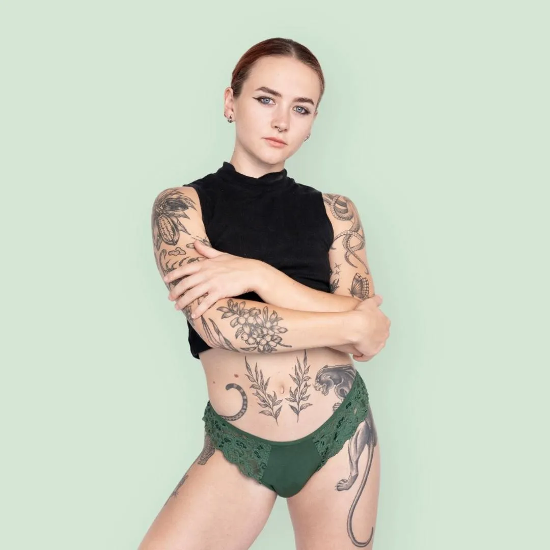 Period Panty – Grüner Brazilian mit Spitze (strong flow)