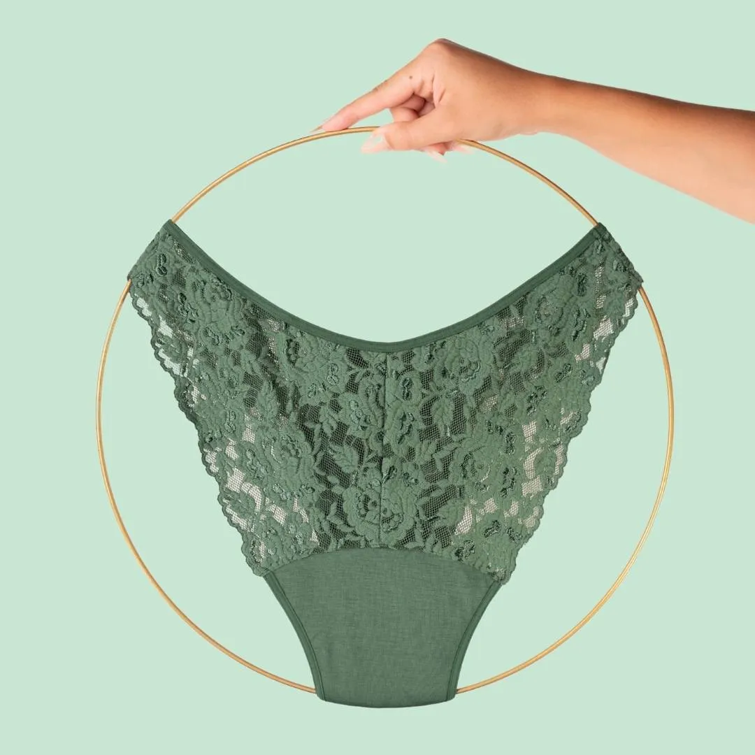 Period Panty – Grüner Brazilian mit Spitze (strong flow)