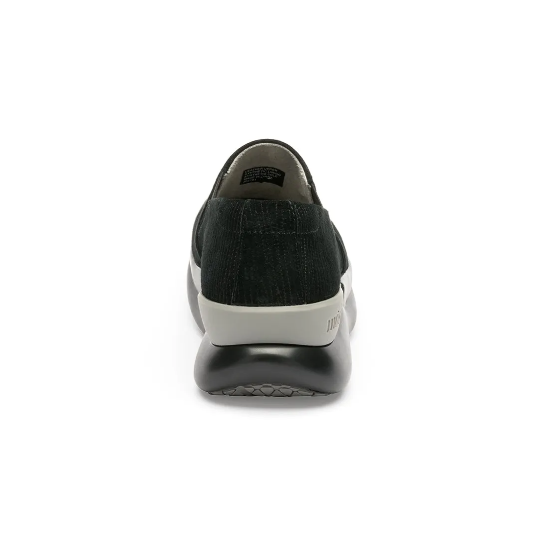 Verve | Black Suede