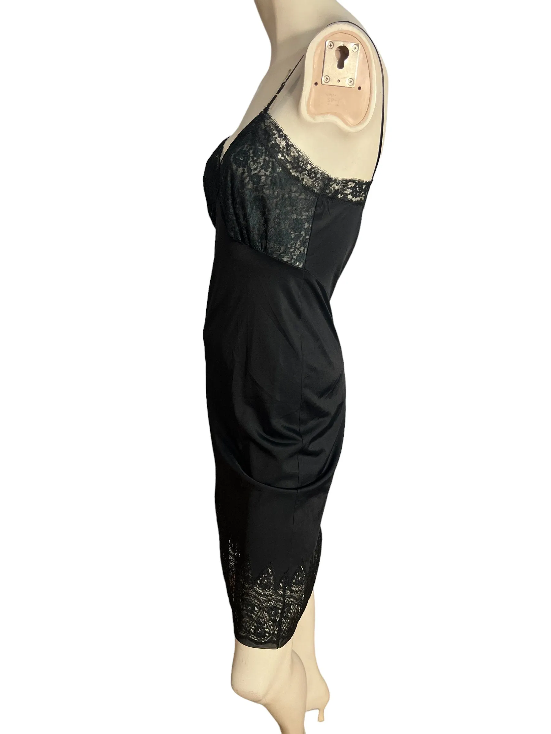 Vintage 60's black slip 32 Van Raolte